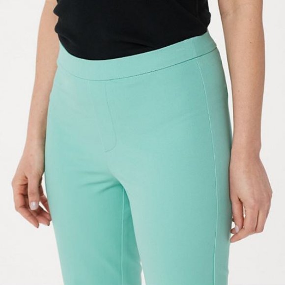 Isaac Mizrahi Stretch Crop Pants w/ Scallop Hem - Picture 3 of 3